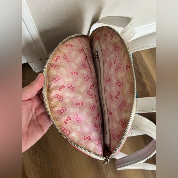 Loungefly x Hello kitty mini backpack - Picture 5 of 5